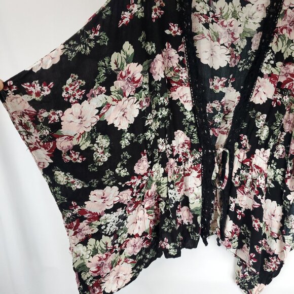 Libery Love Black/Pink Floral Print Tie Front Lace Edge Wmns Sz XL Kimono Blouse - Picture 6 of 15